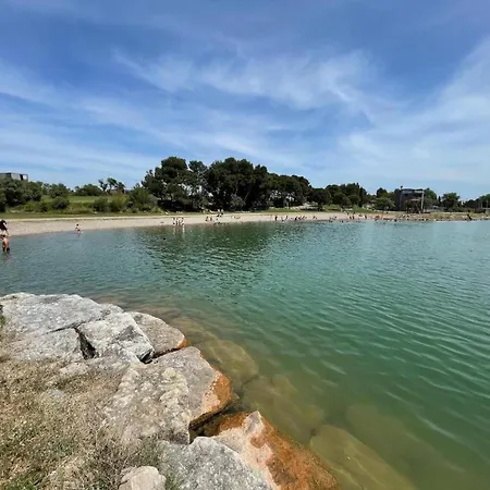 Сasa de vacaciones With Terrace In Languedoc Homps (Aude)