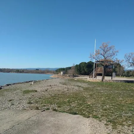 Сasa de vacaciones With Terrace In Languedoc *
